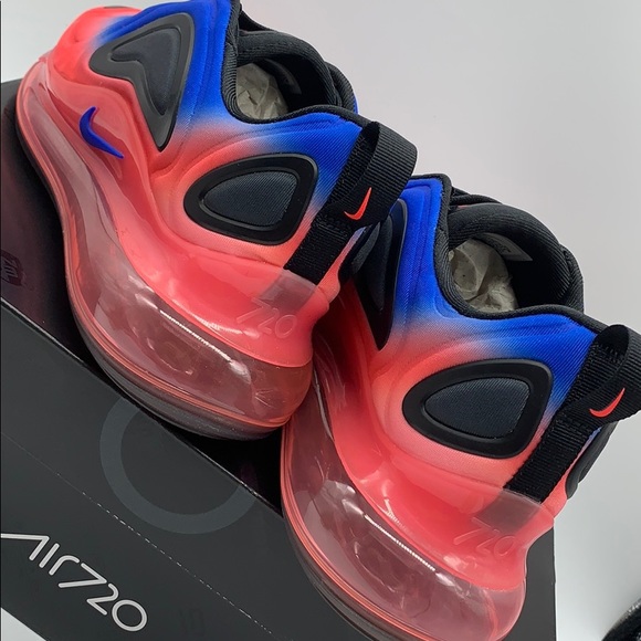 NIKE AIR MAX 720 GS - Picture 9 of 16